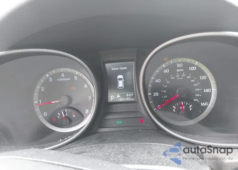 2016 Hyundai Santa Fe Sport 2.4L from USA, damaged, VIN 5XYZTDLB7GG330306